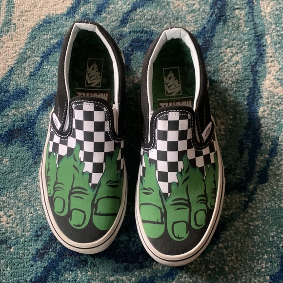 Limited Edition Hulk Vans Kids Size 3 - Picture 2 of 7